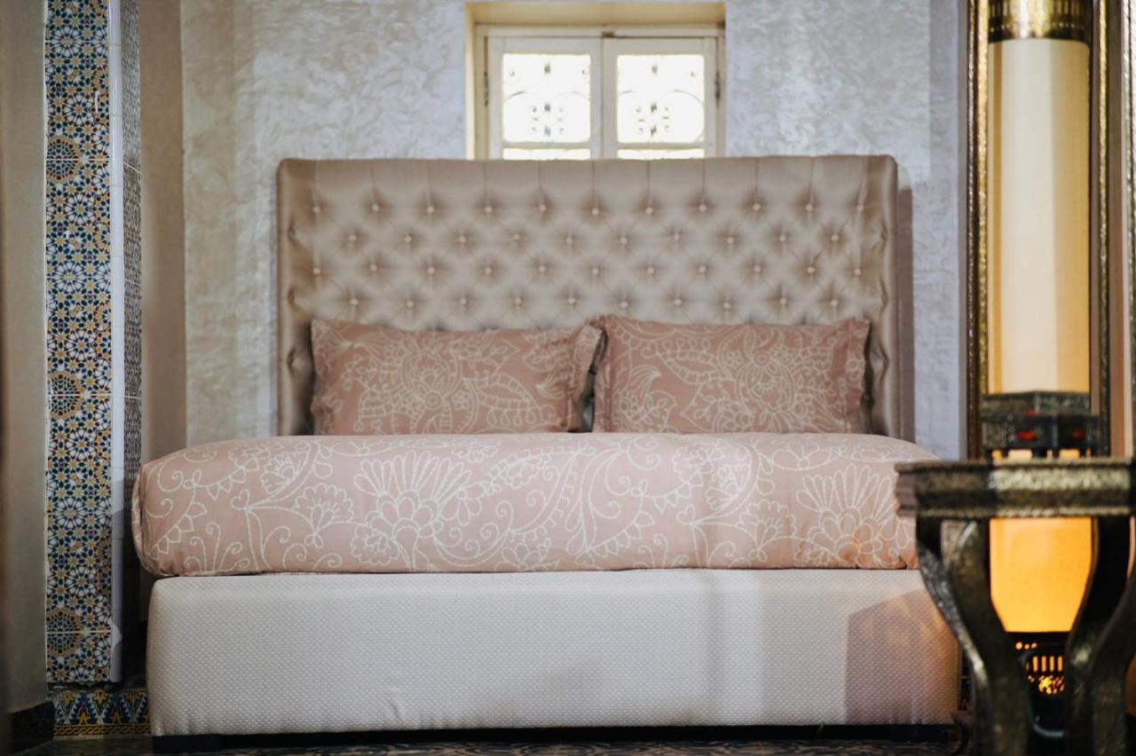 Riad Amelia : Lalla Nora Room Tétouan Esterno foto