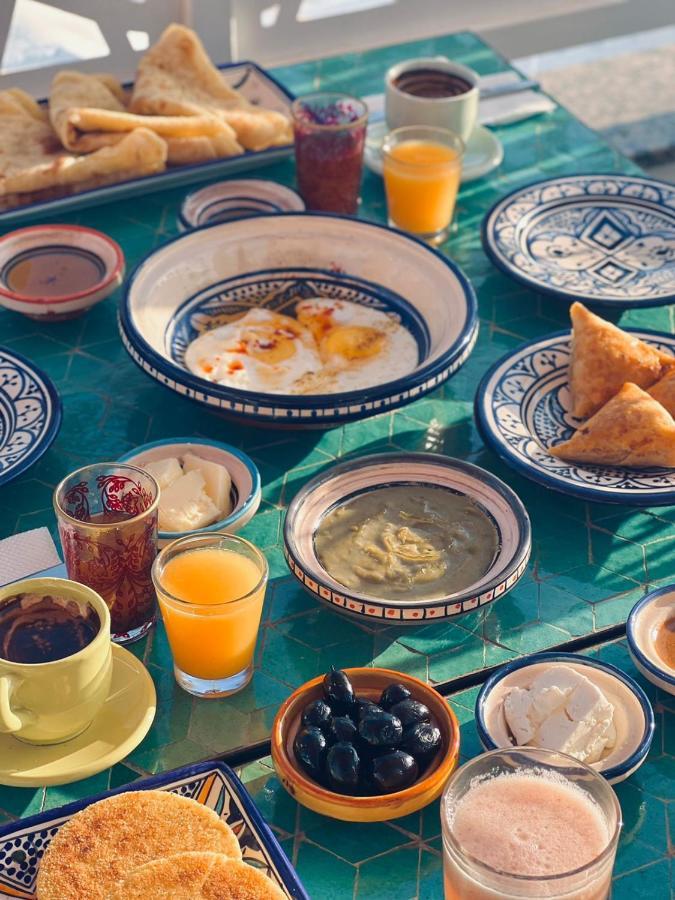 Riad Amelia : Lalla Nora Room Tétouan Esterno foto